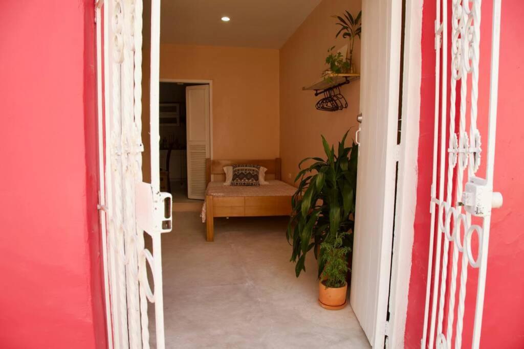 Great Location ! 4 Bedroom Home In The Heart Of Картахена Экстерьер фото